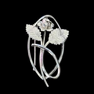 Vintage Signed Star Art Sterling Silver Floral Rose Figural Brooch Pin